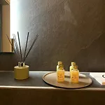 Exklusive Stadtwohnung Mit Innenhofterrasse, Pool Und Sauna Апартаменты *
