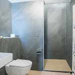 Апартаменты Exklusive Stadtwohnung Mit Innenhofterrasse, Pool Und Sauna