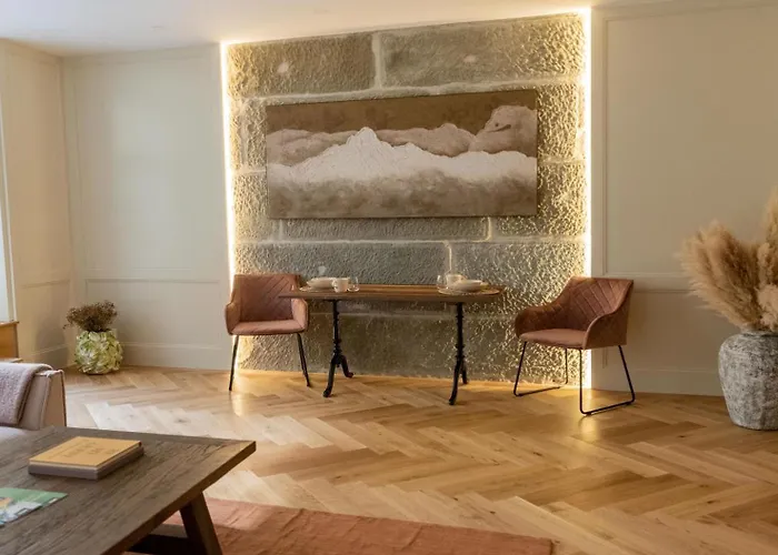 Exklusive Stadtwohnung Mit Innenhofterrasse, Pool Und Sauna 公寓