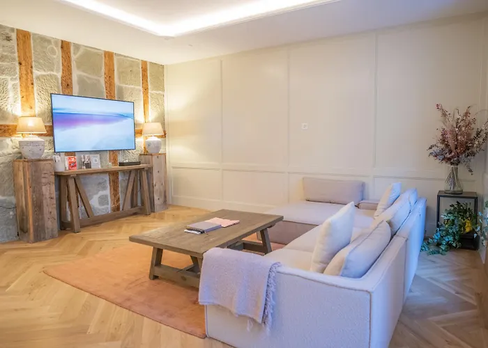 Apartmán Exklusive Stadtwohnung Mit Innenhofterrasse, Pool Und Sauna Bern